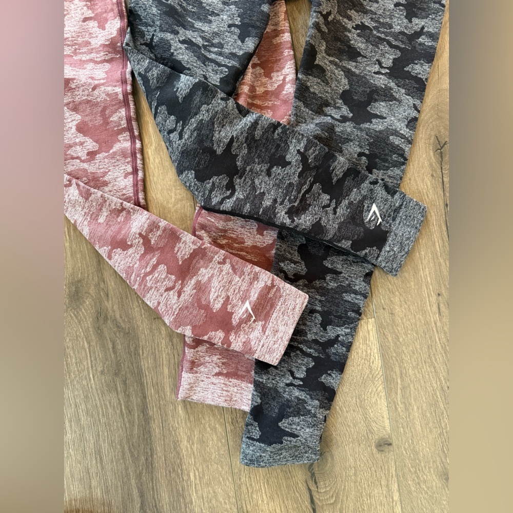 Gymshark Seamless Camo Leggings Bundle 2 Pairs High Waist Activewear Size Small - Picture 11 of 12